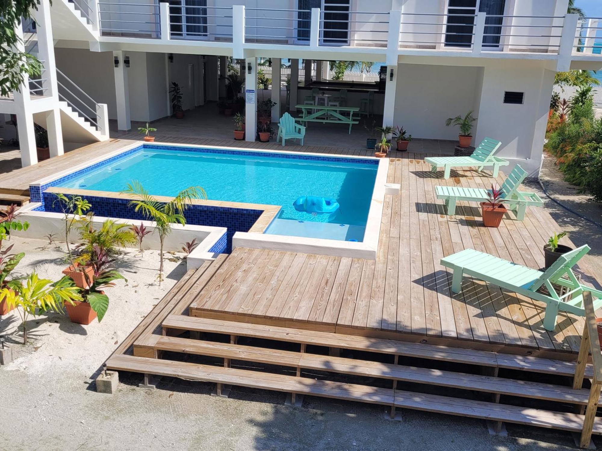 Ashton Court Belize Hotel Белиз Сити Екстериор снимка
