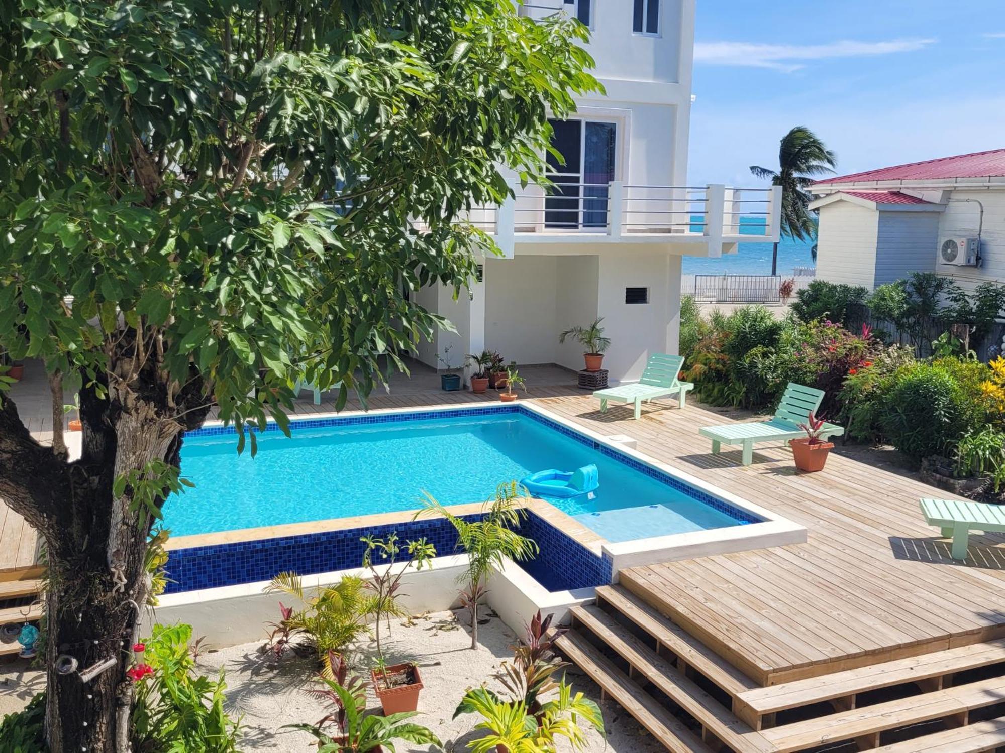Ashton Court Belize Hotel Белиз Сити Екстериор снимка
