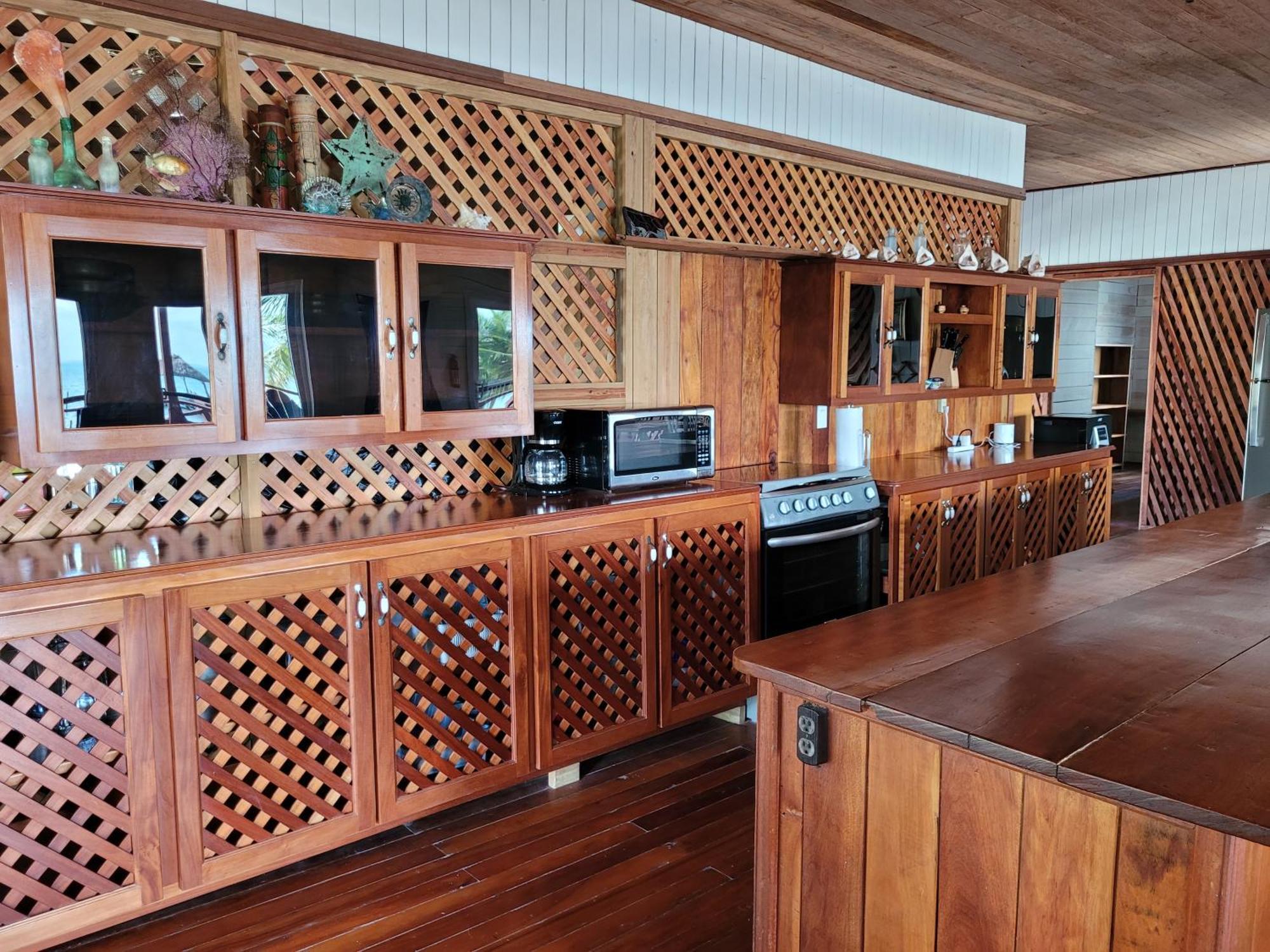 Ashton Court Belize Hotel Белиз Сити Екстериор снимка